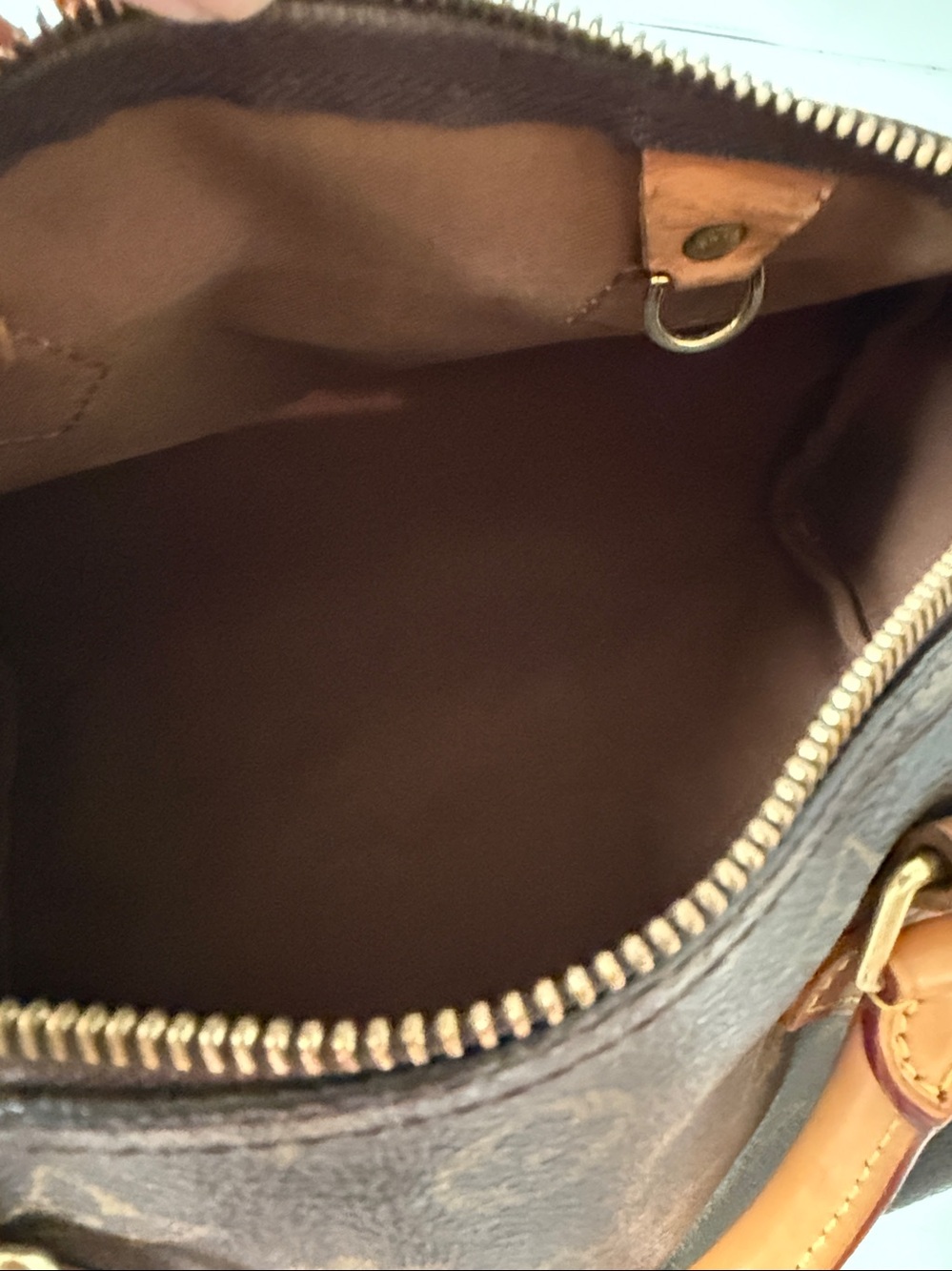 Louis Vuitton Speedy 30 Monogram - Picture 12 of 14